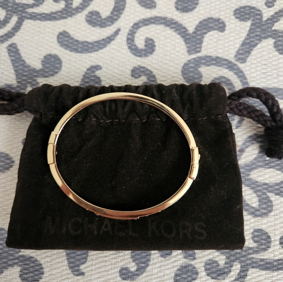 Michael Kors Women’s Gold Tone Hinged Bangle Bracelet with Crystal Accen… - Picture 2 of 6